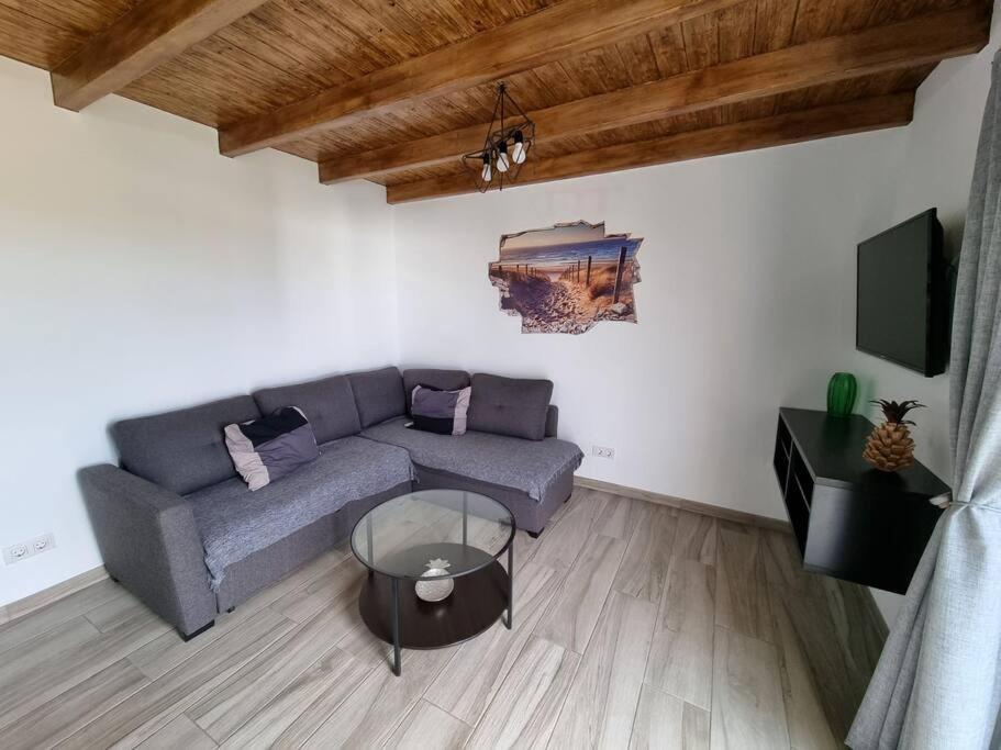 Apartamento En Mala Con Vista Al Mar Екстериор снимка